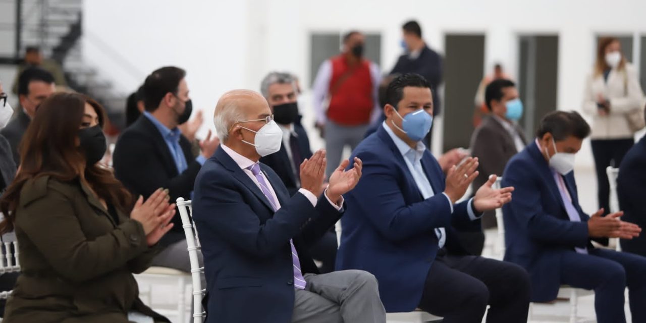 INAUGURAN NAVE INDUSTRIAL DE LA CONSTRUCTORA INMOBILIARIA INDUSTRIAL CELARIUM