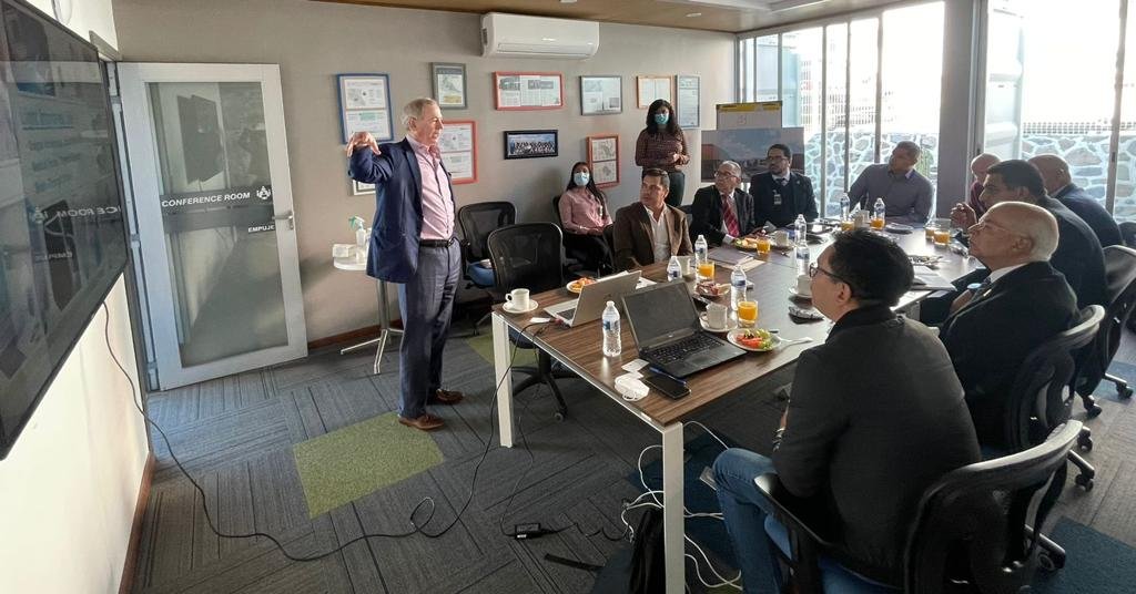 SE REÚNE ALCALDE CON REPRESENTANTES DEL PARQUE CAMPUS INDUSTRIAL CELAYA.