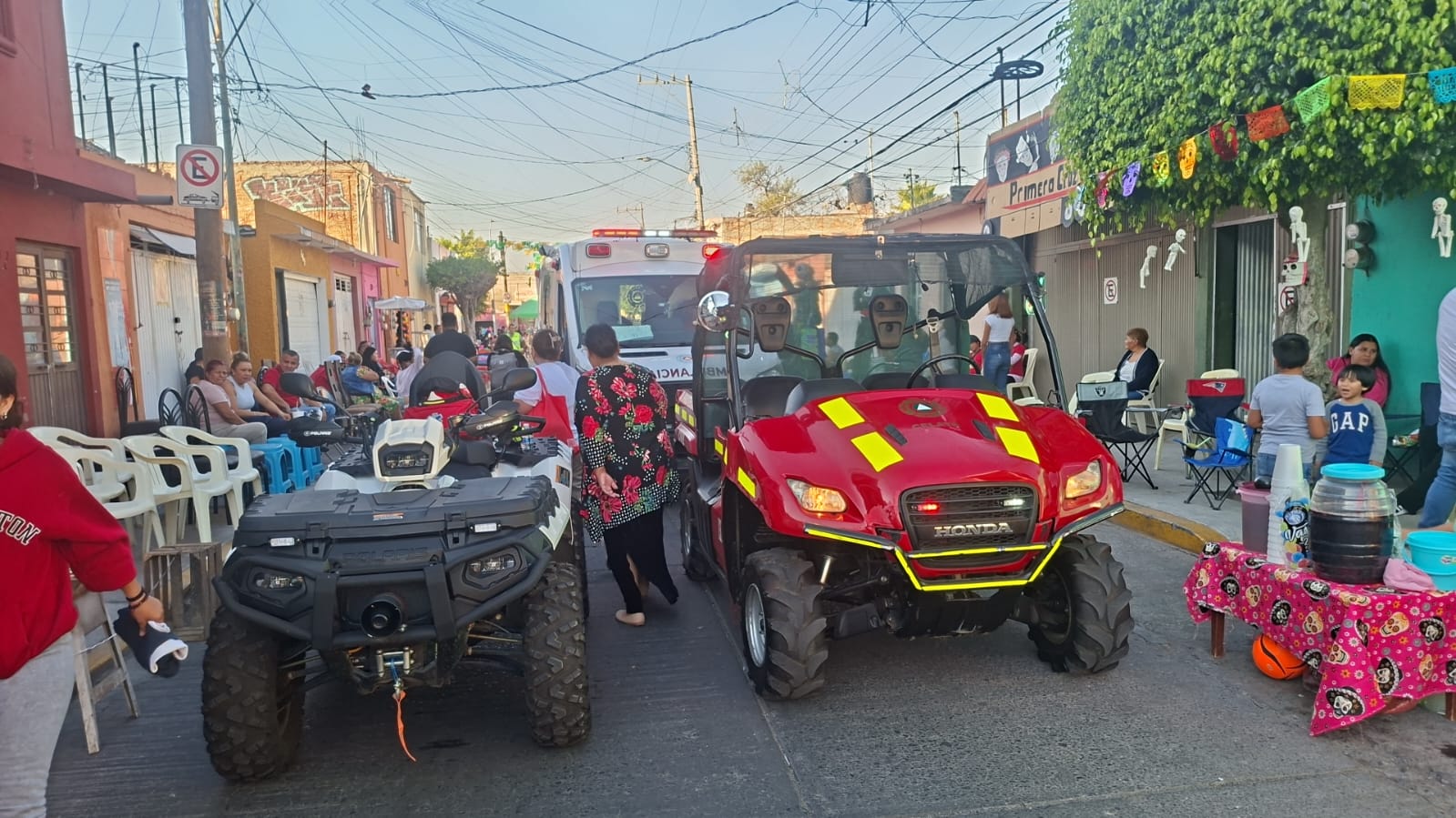 SALDO BLANCO EN EL PASEO POR LAS LUMINARIAS 2025 Asisten 200 mil personas y 5 mil participantes