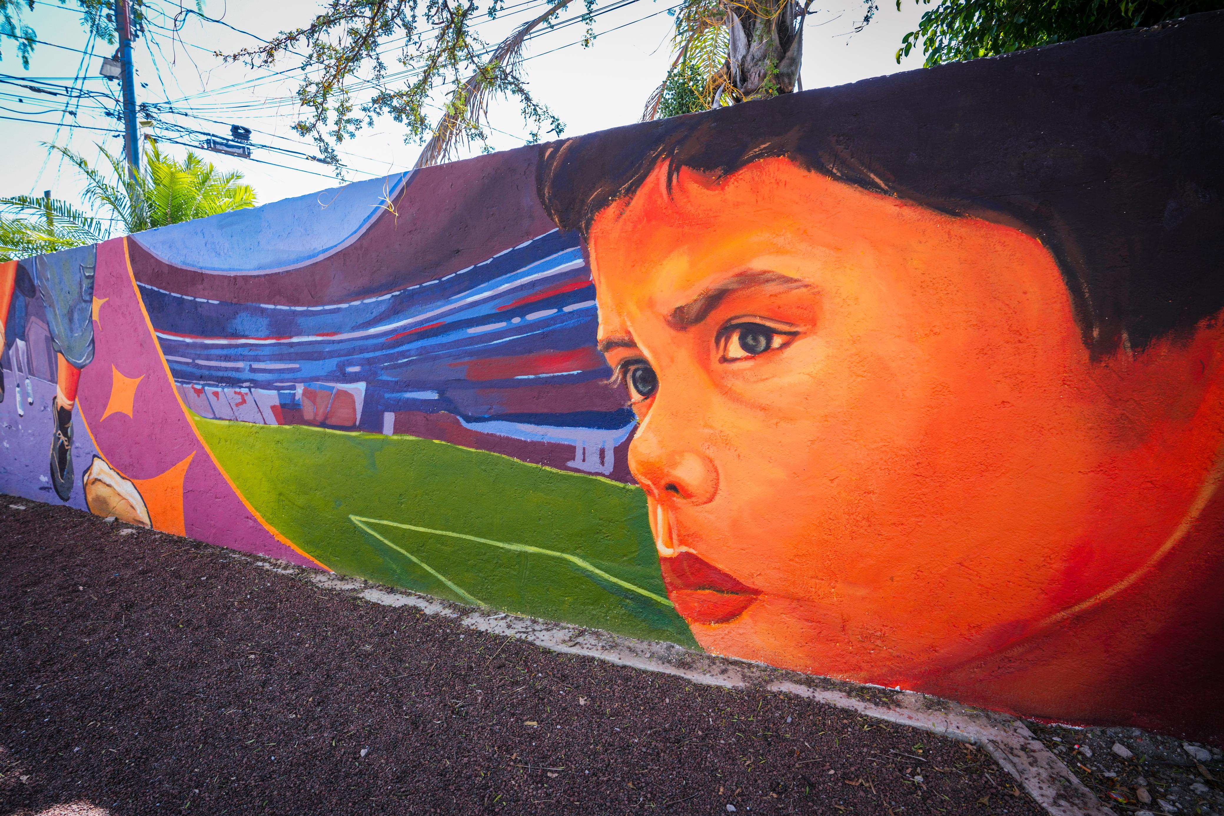 INAUGURAN EL PRIMER MURAL DE “COLORESPERANZA”